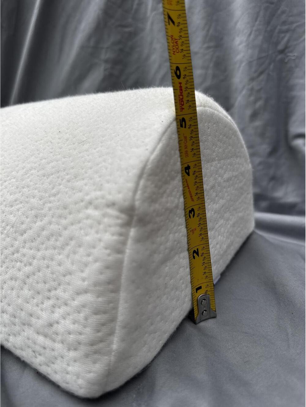 1/2 Circle Wedge Pillow